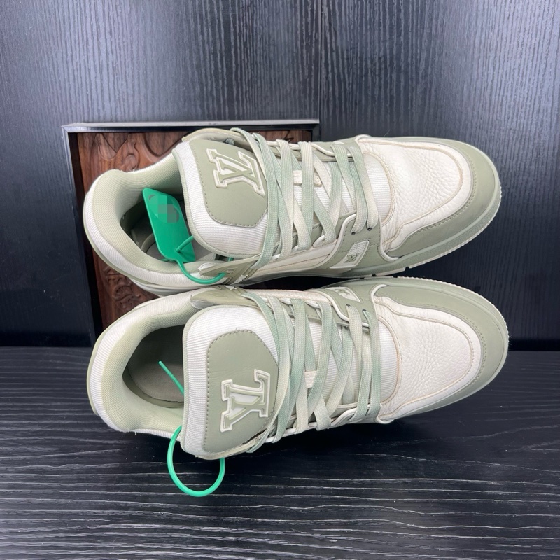 Louis Vuitton路易威登 trainer 淺綠 抹茶色 41 碼-3