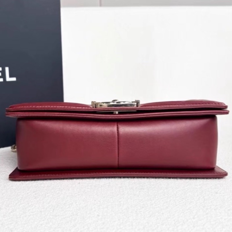 CHANEL專櫃25W🍄有購證香奈兒酒紅色金扣 中號leboy25 單肩斜挎包-14