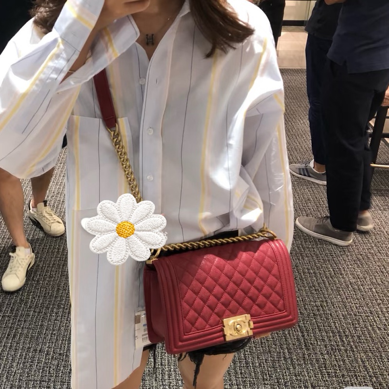 CHANEL專櫃25W🍄有購證香奈兒酒紅色金扣 中號leboy25 單肩斜挎包-22