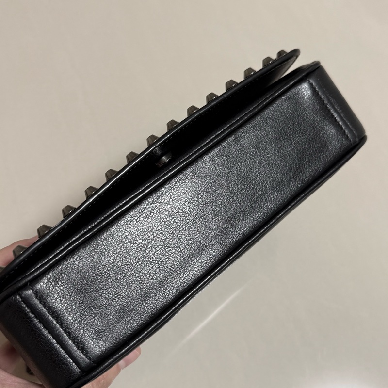 二手近全新 PRADA 卯釘 鉚釘 卯釘包 鉚釘包 Glace calf 1BD147 鏈條包-7