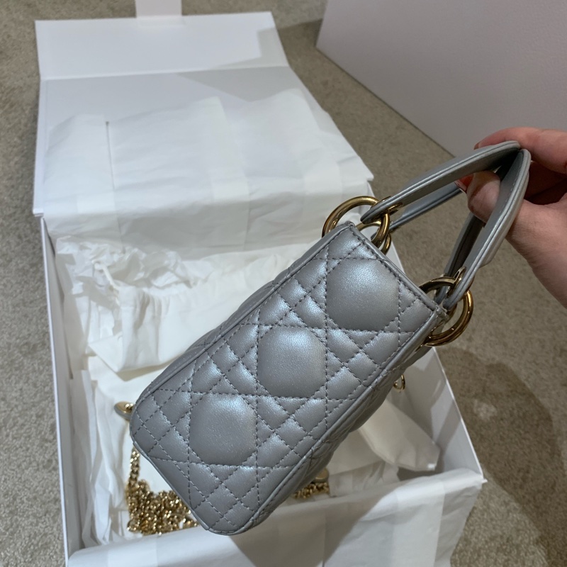 Dior迪奧珠光灰三格戴妃lady dior19年編碼  鏈條斜挎包-2