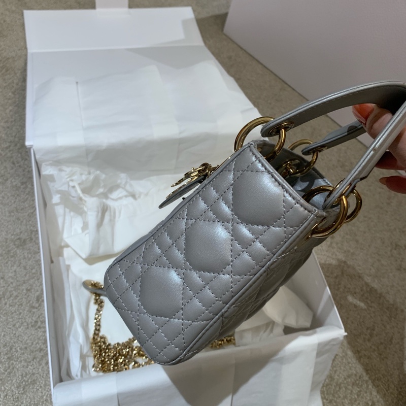 Dior迪奧珠光灰三格戴妃lady dior19年編碼  鏈條斜挎包-3