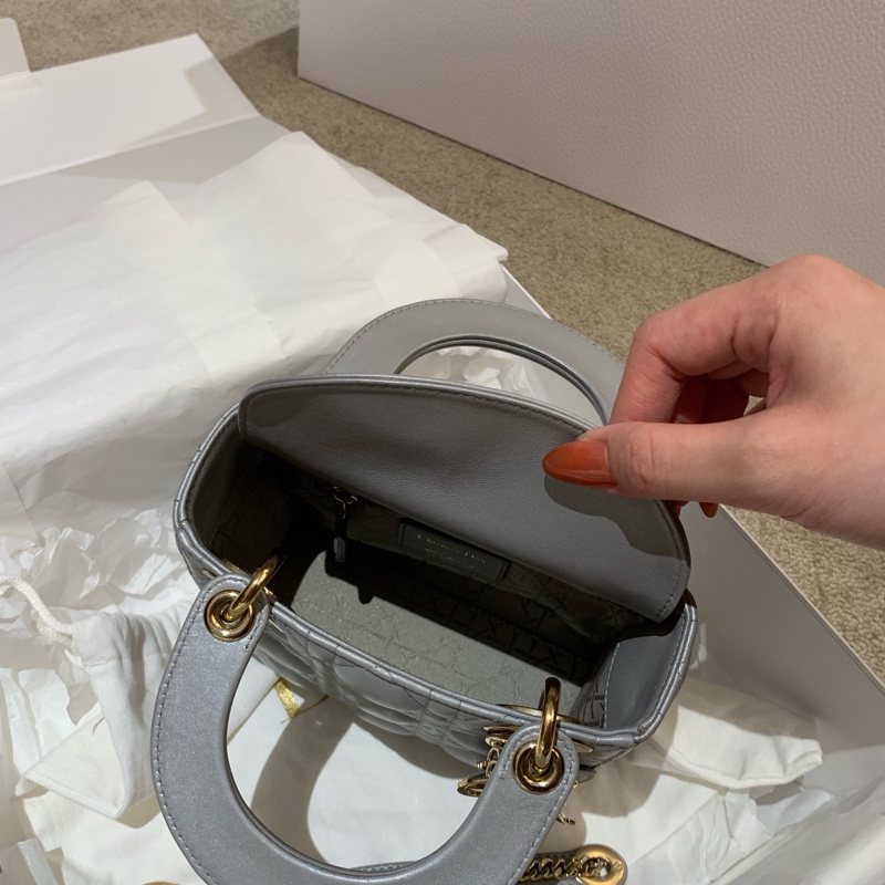 Dior迪奧珠光灰三格戴妃lady dior19年編碼  鏈條斜挎包-5