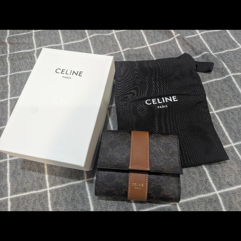 CELINE 黑老花滿版三折短夾-0