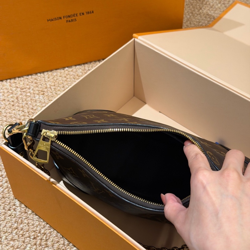 LV經典老花Boulogne黑牛角單肩包斜挎包芯片款-1