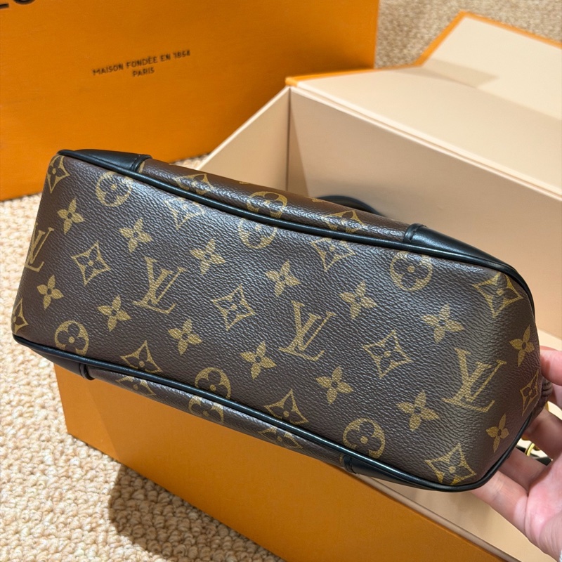 LV經典老花Boulogne黑牛角單肩包斜挎包芯片款-2