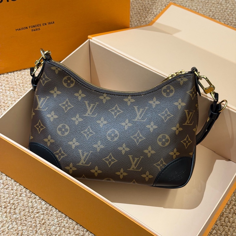 LV經典老花Boulogne黑牛角單肩包斜挎包芯片款-6