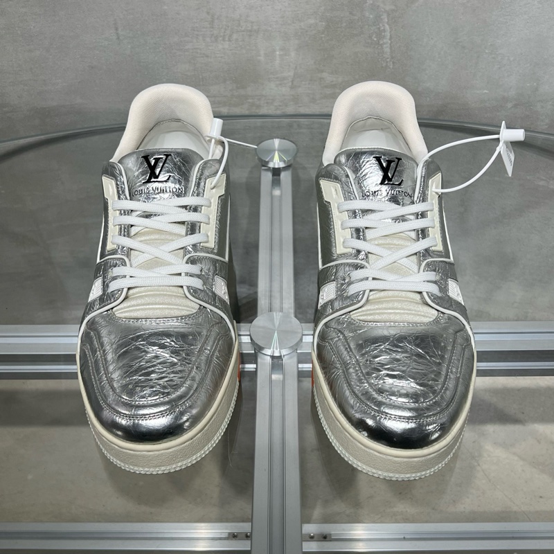 Louis Vuitton路易威登 Trainer 錫紙銀  42碼-1