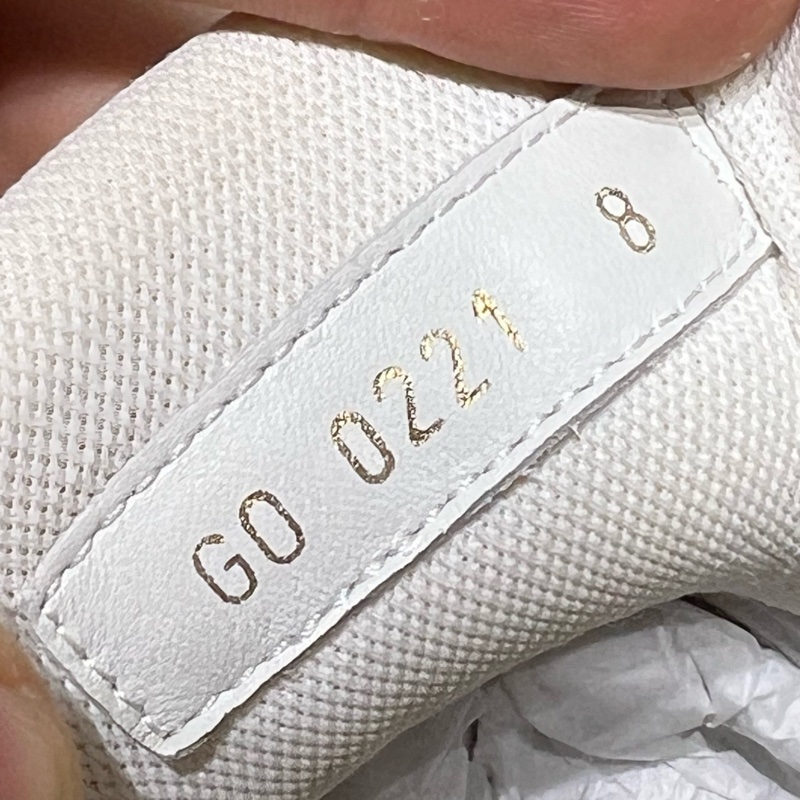 Louis Vuitton路易威登 Trainer 錫紙銀  42碼-6