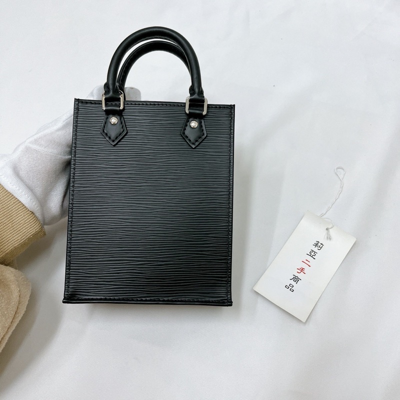 莉亞精品♡ LV M81238 水波紋琴譜包 二手-7