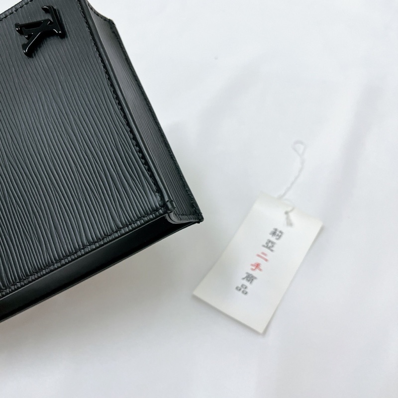 莉亞精品♡ LV M81238 水波紋琴譜包 二手-13