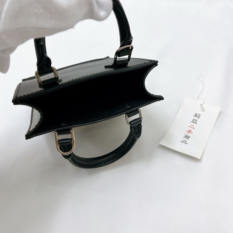 莉亞精品♡ LV M81238 水波紋琴譜包 二手-15