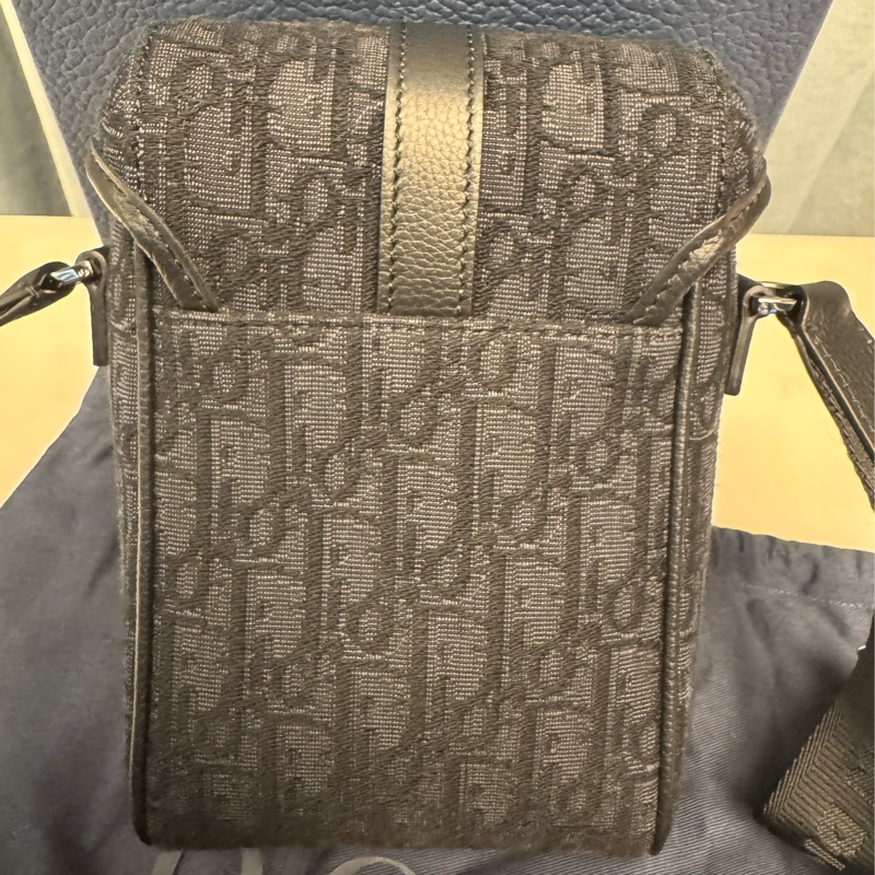 Dior Hit the Road 翻蓋信使包-8