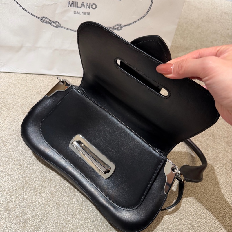 Prada普拉達黑銀牛皮Sidonie 單肩包腋下包-7