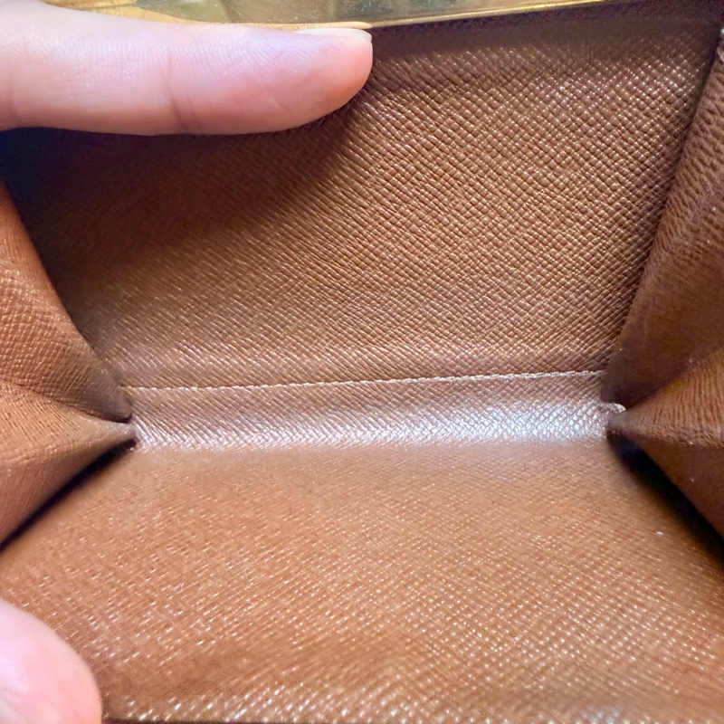 ✔️LV Louis Vuitton 路易威登 Monogram M61674 蝴蝶釦中夾-13