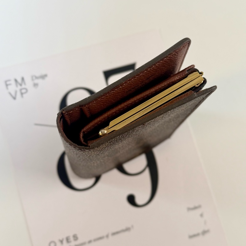 ✔️LV Louis Vuitton 路易威登 Monogram M61674 蝴蝶釦中夾-21