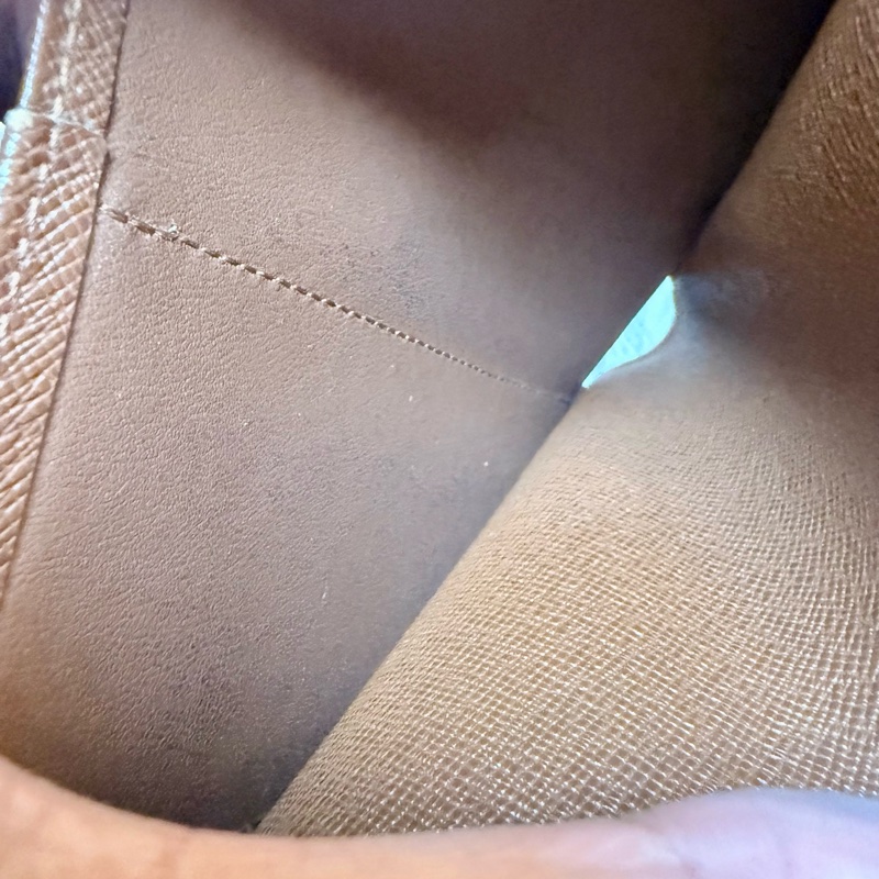 ✔️LV Louis Vuitton 路易威登 Monogram M61674 蝴蝶釦中夾-34