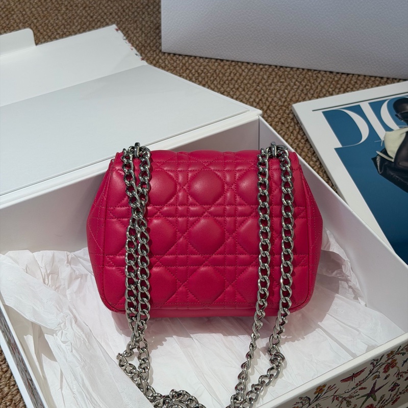 Dior迪奧玫粉色菱格紋小羊皮銀扣鏈條包單-3