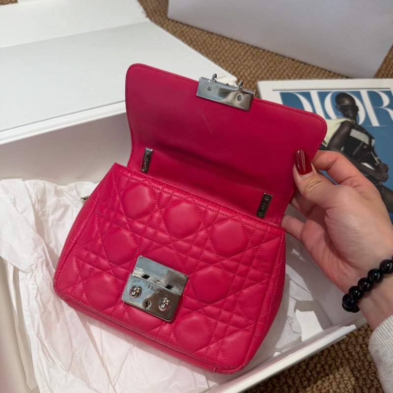 Dior迪奧玫粉色菱格紋小羊皮銀扣鏈條包單-5