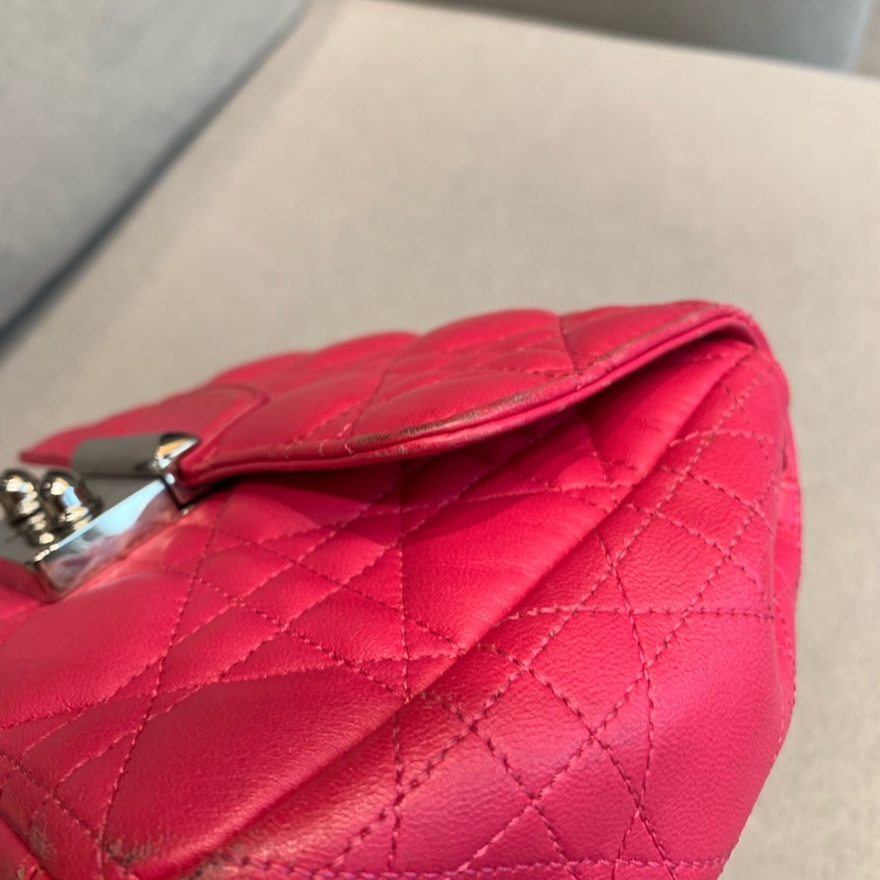 Dior迪奧玫粉色菱格紋小羊皮銀扣鏈條包單-20