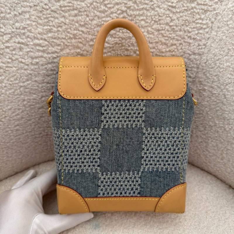 99新Lv steamer nano丹宁棋盘格单肩包 丹宁蓝配米色皮边，经典R扣配链条设计，时尚百搭 小巧实用。 附件：肩带-1