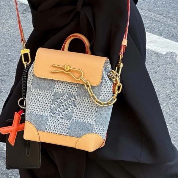 99新Lv steamer nano丹宁棋盘格单肩包 丹宁蓝配米色皮边，经典R扣配链条设计，时尚百搭 小巧实用。 附件：肩带-4