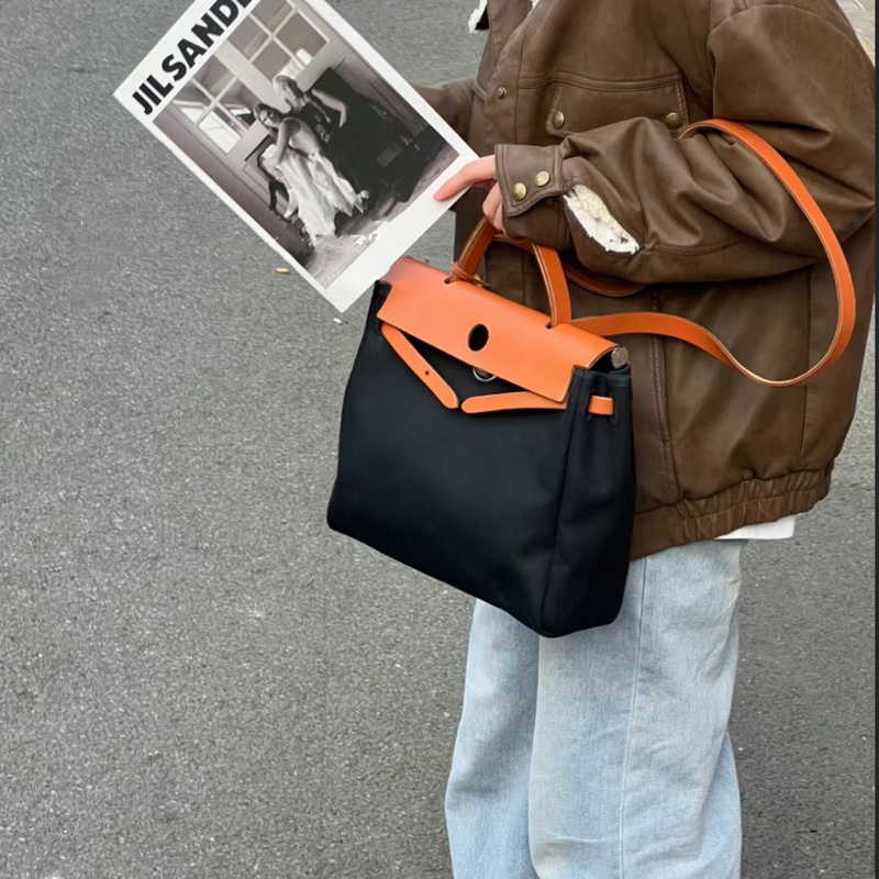 Hermes Herbag 31 棕色皮革(附黑白替換袋）-1