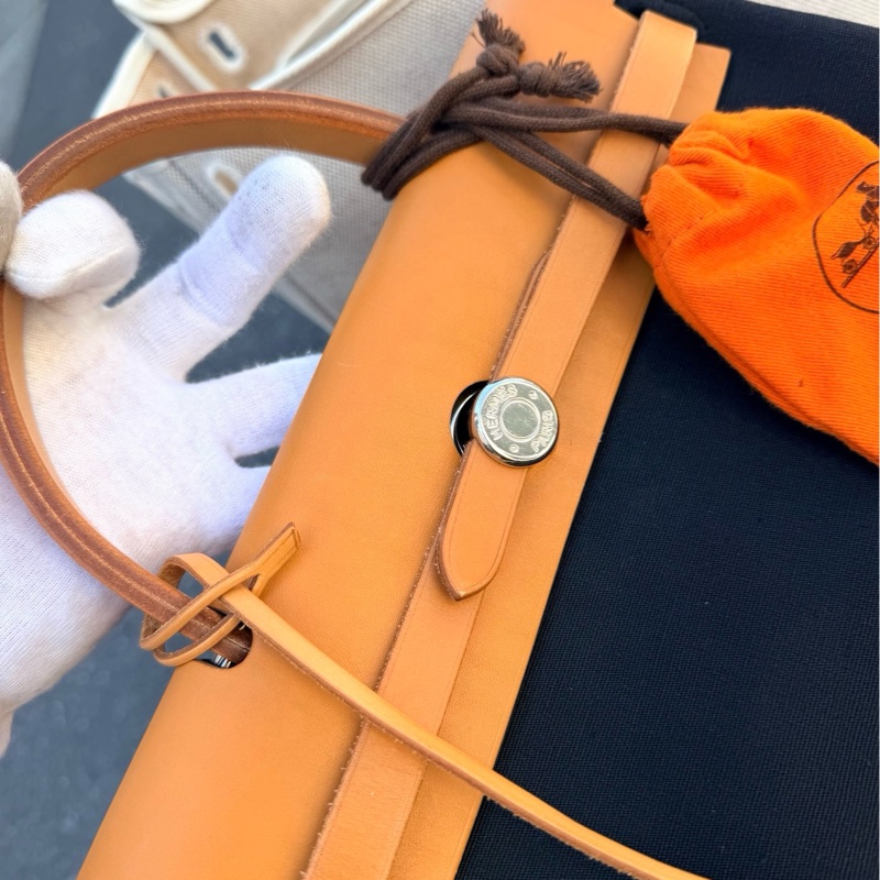 Hermes Herbag 31 棕色皮革(附黑白替換袋）-4