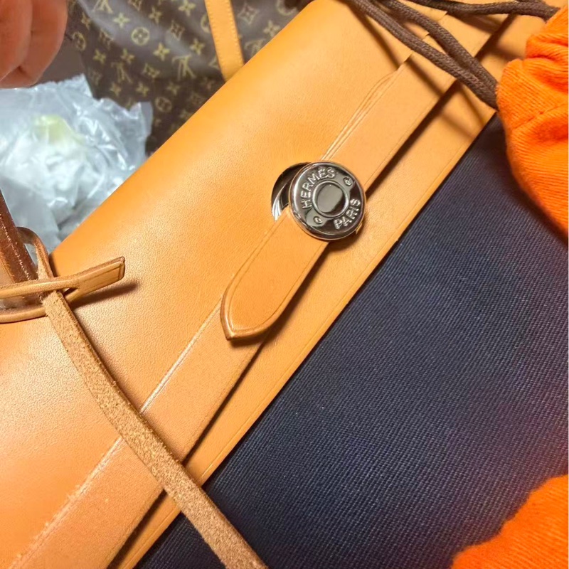 Hermes Herbag 31 棕色皮革(附黑白替換袋）-9