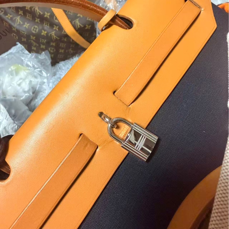 Hermes Herbag 31 棕色皮革(附黑白替換袋）-10