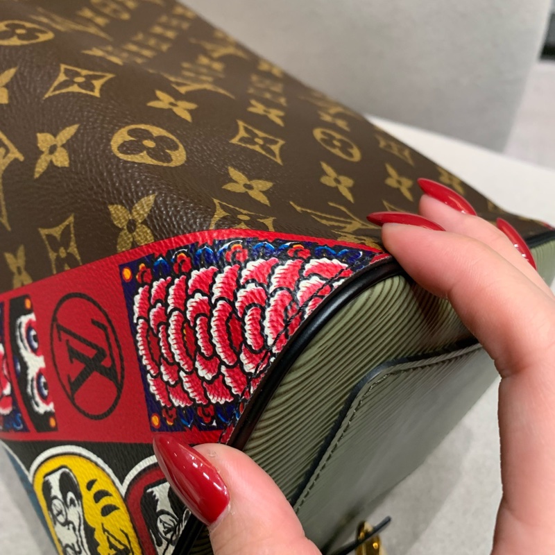 LV山本寬齋老花speedy30限定收藏款手提包-8