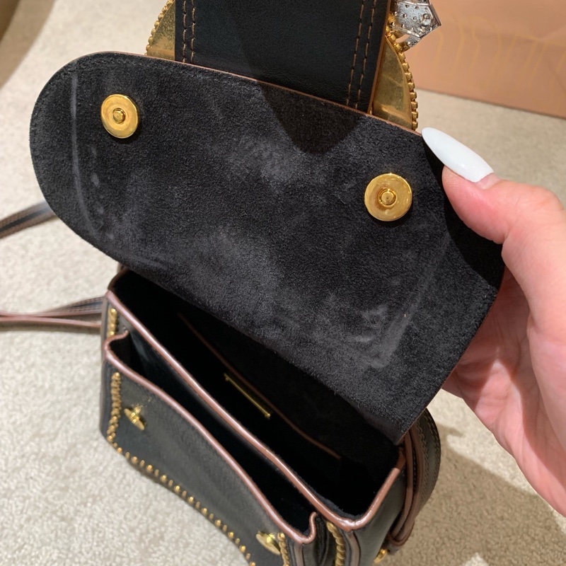 MiuMiu繆繆黑色鉚釘馬鞍包斜挎包鑲鑽寶石水鑽裝飾-8