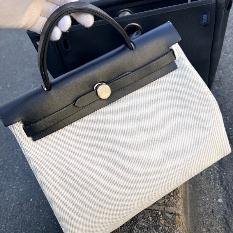 Hermes Herbag 31 黑色皮革 （附黑白替換袋）-3