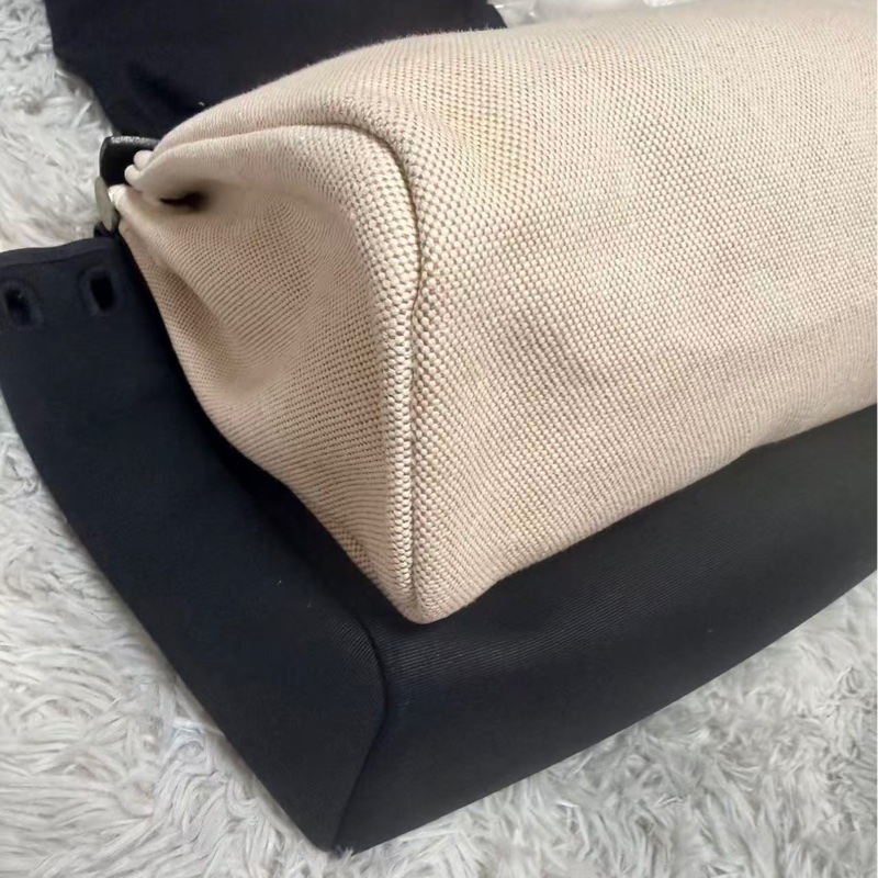 Hermes Herbag 31 黑色皮革 （附黑白替換袋）-12