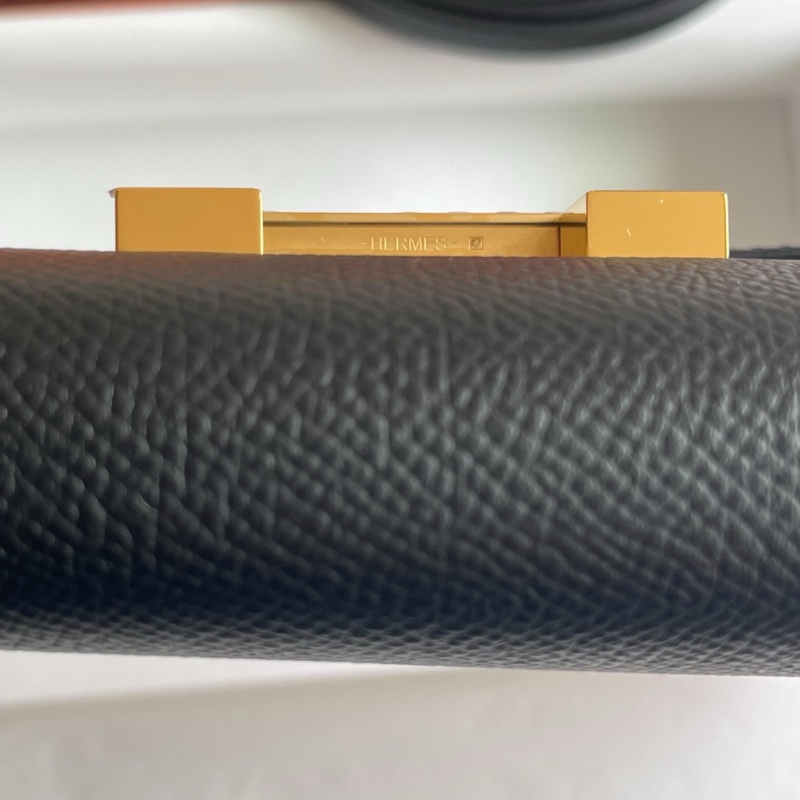 Hermes 愛馬仕 Constance to go Epsom 牛皮H扣長夾/斜背兩用包(黑色/U刻/金釦)-2