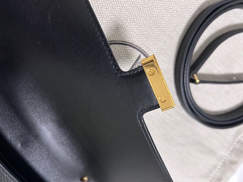 Hermes 愛馬仕 Constance to go Epsom 牛皮H扣長夾/斜背兩用包(黑色/U刻/金釦)-19