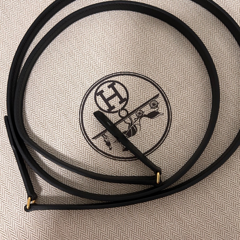 Hermes 愛馬仕 Constance to go Epsom 牛皮H扣長夾/斜背兩用包(黑色/U刻/金釦)-21