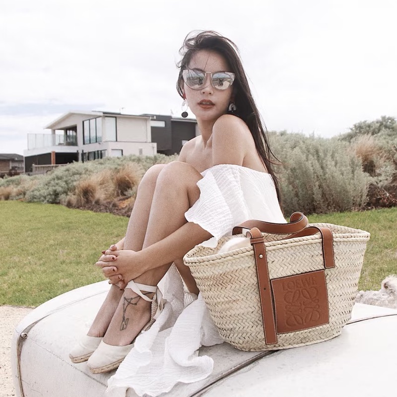 ෆ Loewe草編菜籃子🧺焦糖自然色🍎🥖-0