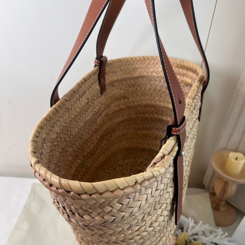 ෆ Loewe草編菜籃子🧺焦糖自然色🍎🥖-12