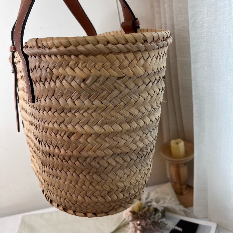 ෆ Loewe草編菜籃子🧺焦糖自然色🍎🥖-16