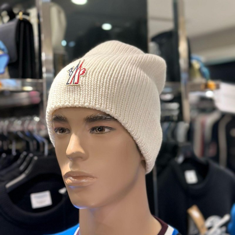 💎Han's house精品服飾💎moncler 滑雪系列 毛帽 帽子 義大利製 現貨 白-1