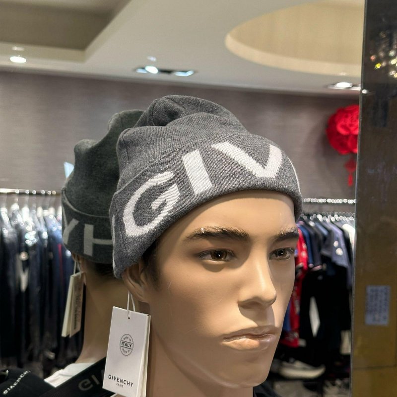💎Han's house精品服飾💎 GIVENCHY 紀梵希毛帽  青年款-3