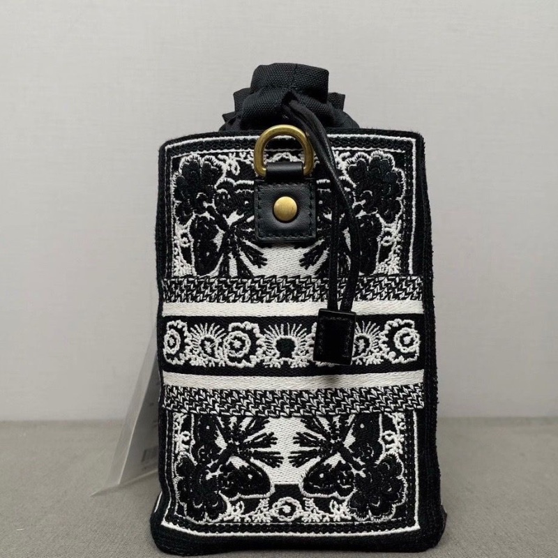 Dior Bubble刺繡字母花卉水桶包 23*14*14cm  95新 配件盒子 塵袋-3