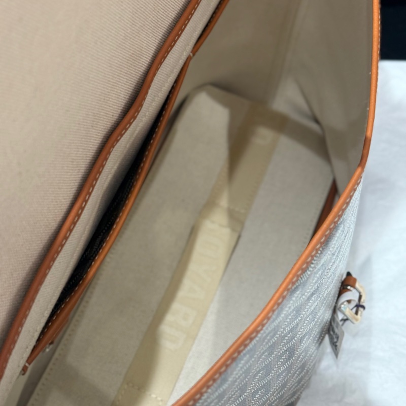 GOYARD/戈雅 Capetien棕色老花郵差包 容量巨大 男女通用 23年編碼 尺寸35*27-5