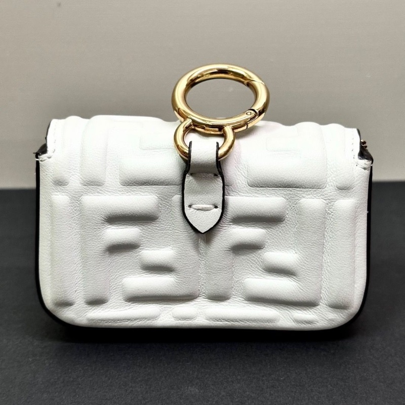 FENDI baguette超迷你經典FF壓紋白金鍊條零錢包10.5*6*2 9新 配件塵袋-2