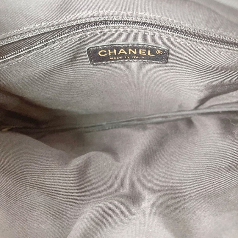 Chanel 拼色衣服包肩背包腋下包29X19X2 9新 配件塵袋-8