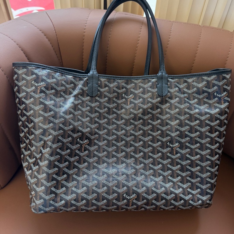 Goyard戈雅 購物袋托特包中號子母包 23年百搭黑色，內里有一點點筆跡-0