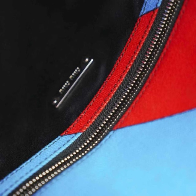 Miumiu 紅藍拼色手提包購物袋 帆布包32*12*33 95新 配件塵袋-7