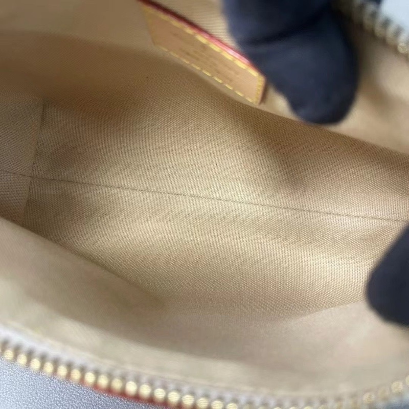 LV 芯片款 沙丘色飯盒包 24s限定牛津布款,很溫柔的顏色 18*13*6 9新 配件塵袋-8