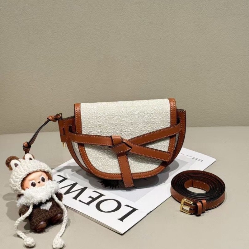 Loewe gate mini 焦糖色 牛皮 蝴蝶結 馬鞍包12.5*21*9.5 95新 配件塵袋-3